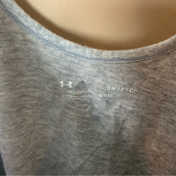 [Under Armour] Gray Scoop Neck Sleeveless  American Flag Graphic Tank Top - Picture 4 of 6